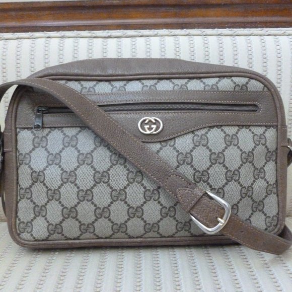 Gucci Handbags - GUCCI GG WEB SUPREME CROSSBODY CAMERA BAG